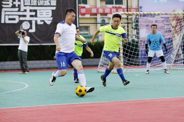 官宣：骑士一年合同签回TT 上赛季场均3.3+3.6